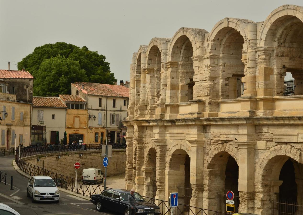 Вилла La Pitchoun Des Arenes Арль Экстерьер фото